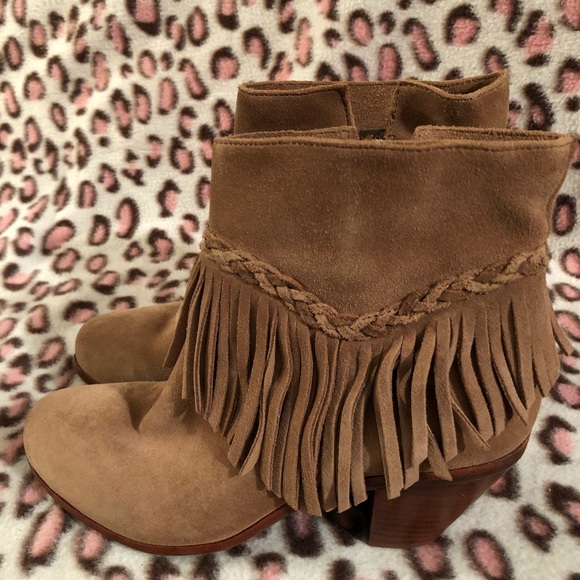 Gianni Bini Shoes - Gianni Bini Boots